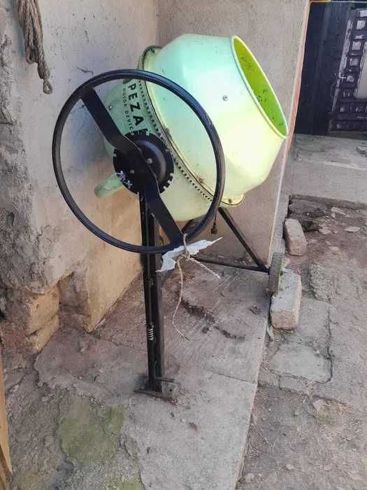 Vind schela metalica