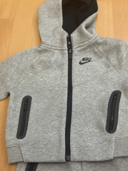 Nike Tech FLeece  за дете 86-92 или 24 месеца