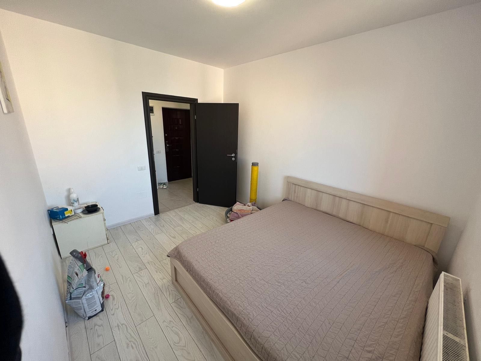 Apartament cu 3 camere direct proprietar