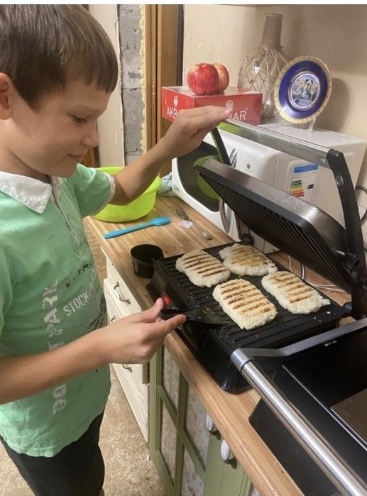 Продам гриль Kitfort  КТ-1627