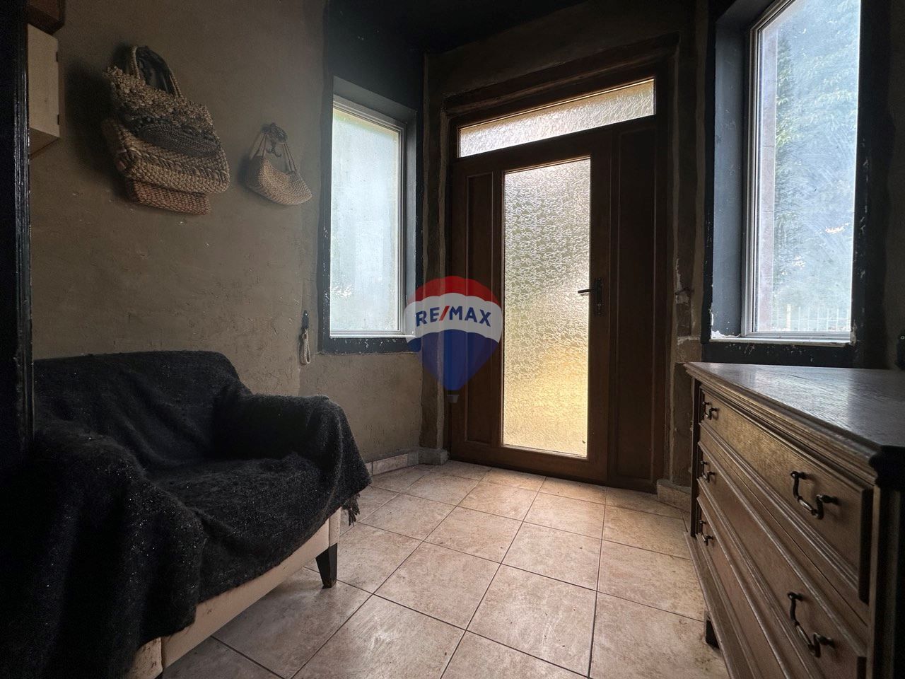 Продава се Къща в Генерал Тошево - 106 кв.м за 425 €/кв.м - Снимка #3