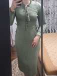 Rochie nouă elegantă.