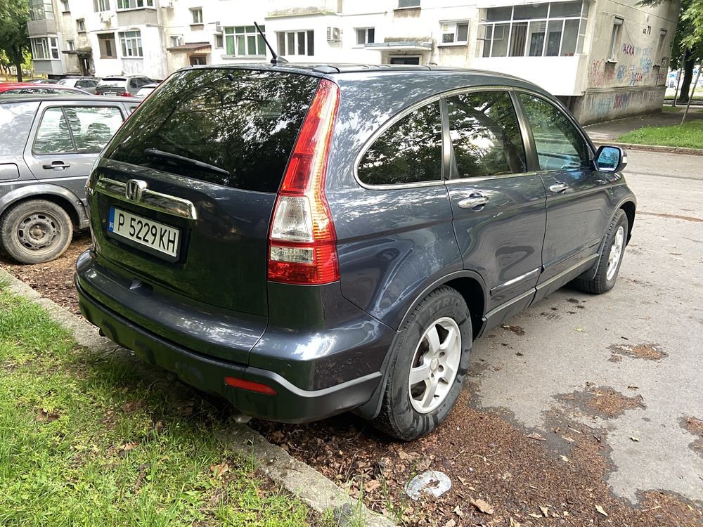 Продавам Honda crv супер състояние