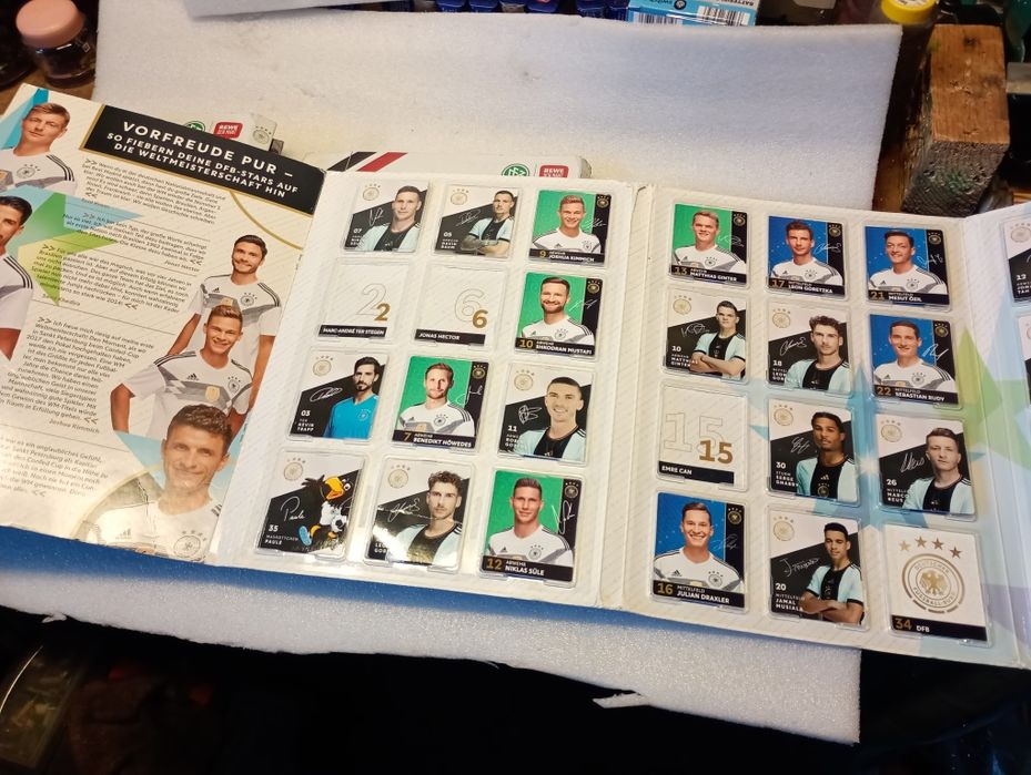 Album cartonașe fotbaliști