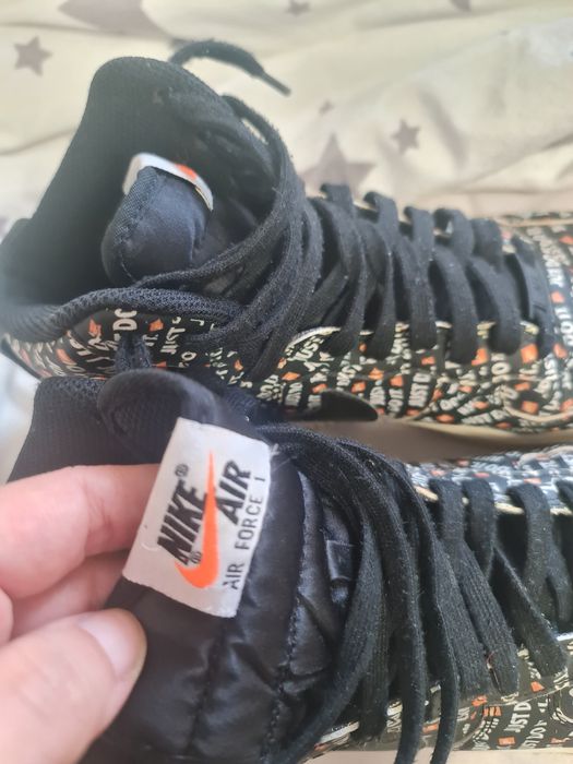 Nike Air Force 1, Just Do It logo