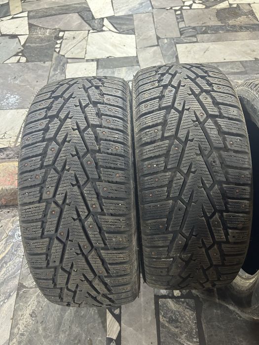 Шины шипованные 225/50 R17