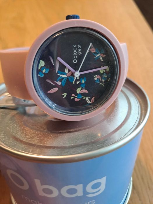 Часовник O'clock с две каишки