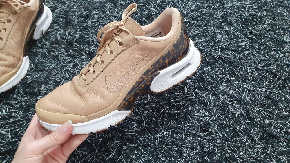 Nike Air Max Jewell LX Tan