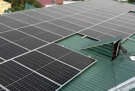 Quyosh panel oyiga 1500/3000 kvt ishlab chiqara oladi 25 yil kafolat