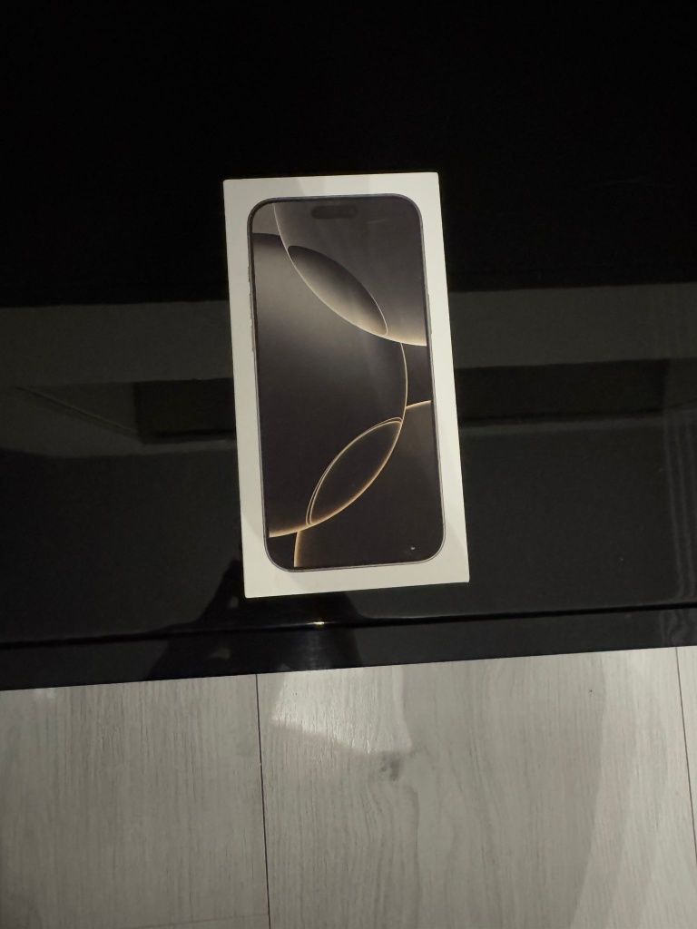 iPhone 16 Pro Max Natural Titanium – 256 GB – Sigilat