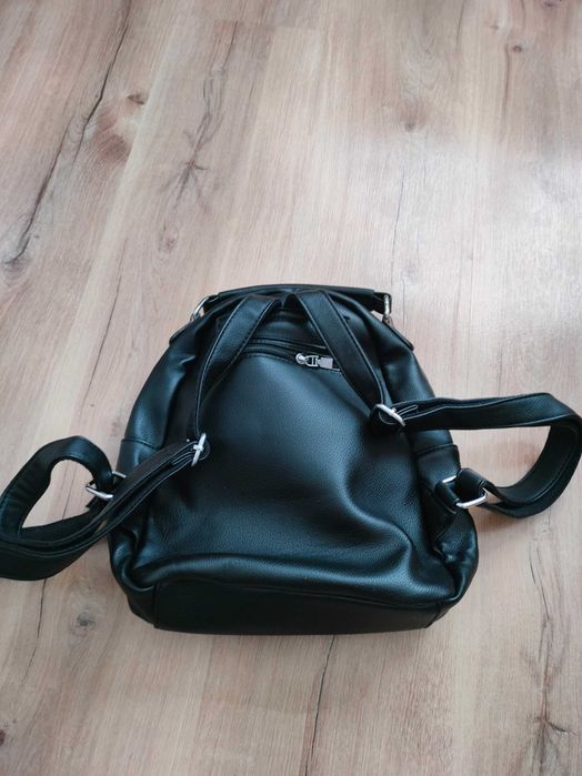 Дамска нова раница