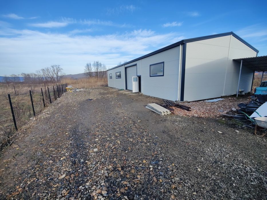 Hala industriala noua , spatiu comercial