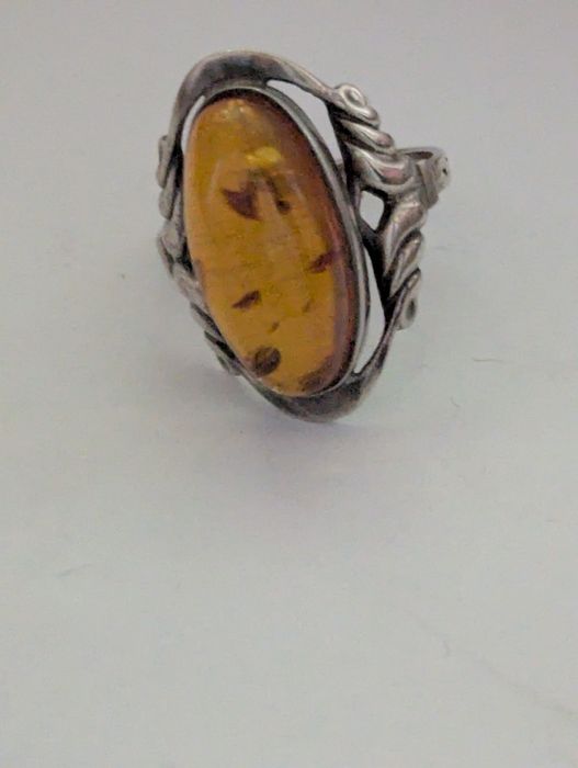 Vand 2 inele argint vintage cu piatra chihlimbar