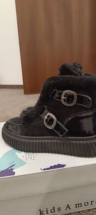 Ghete fetite masura 34