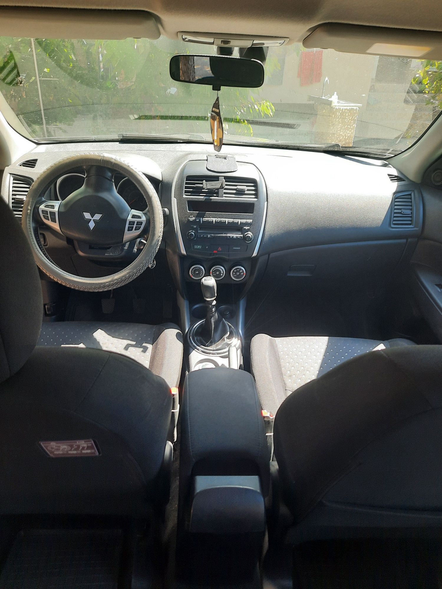Vând Mitsubishi Asx