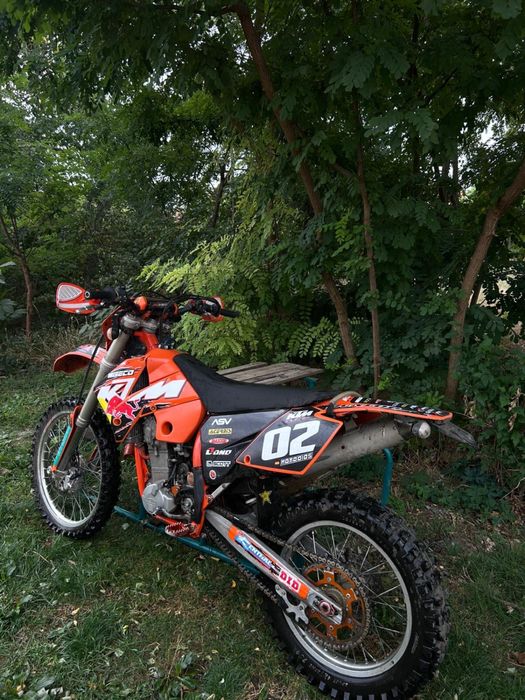 Vand ktm exc 450 2004 ,motorul merge foarte bine nu necesita investiti
