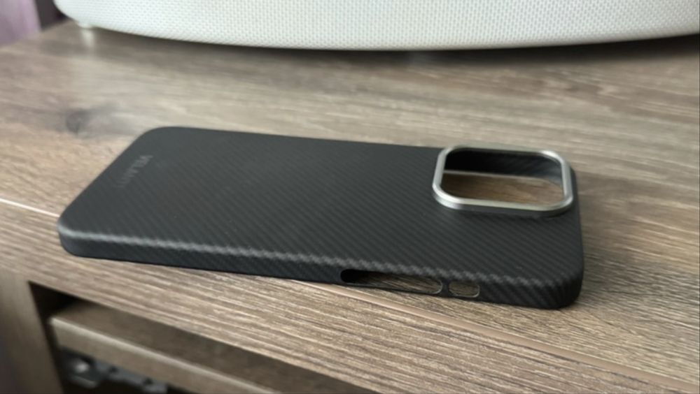 Husa Velante Kevlar Slim/iPhone 15 Pro Max-Originala-Ca Noua Magsafe