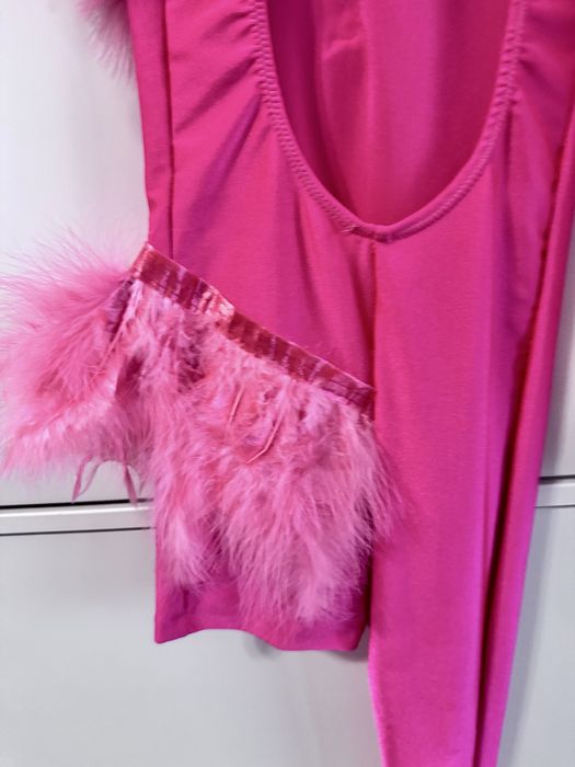 Costum dans - marime 8 ani