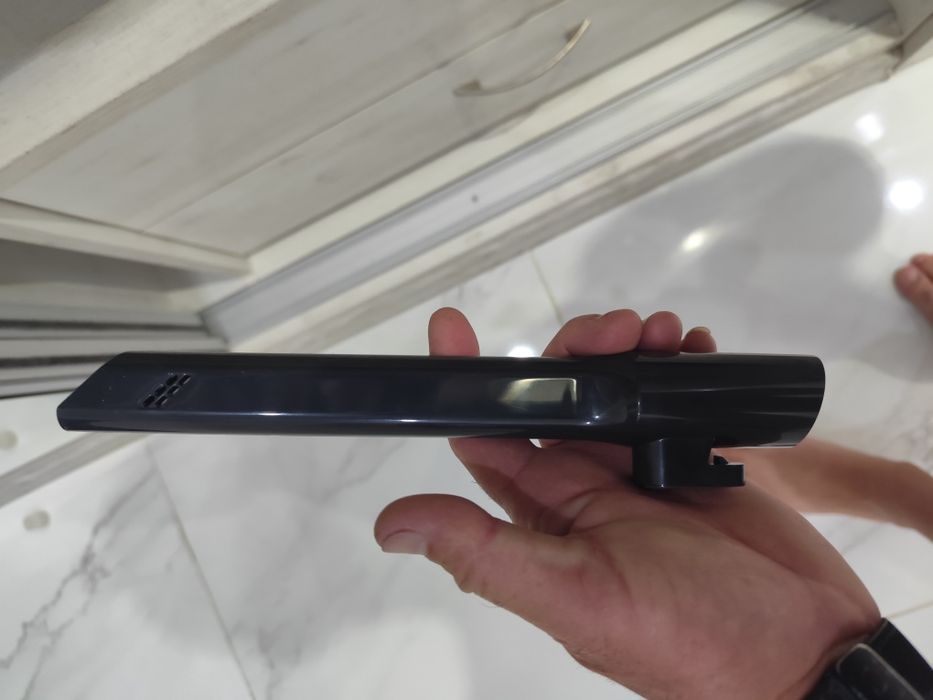 Безкабелна прахосмукачка Philips с гаранция две години