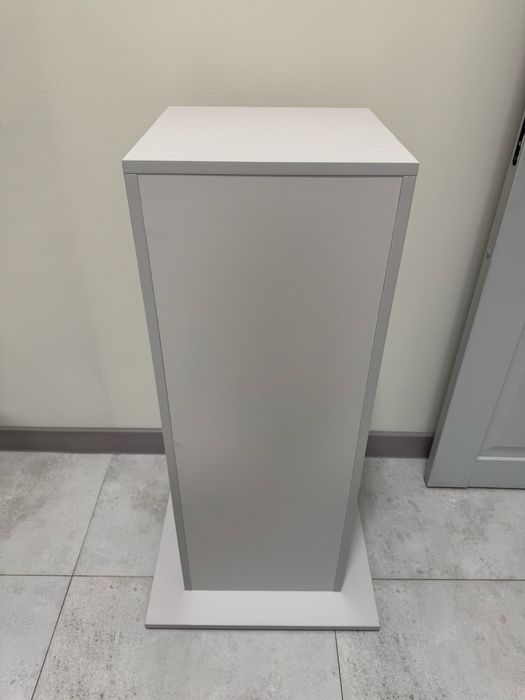 Подставка,пьедестал