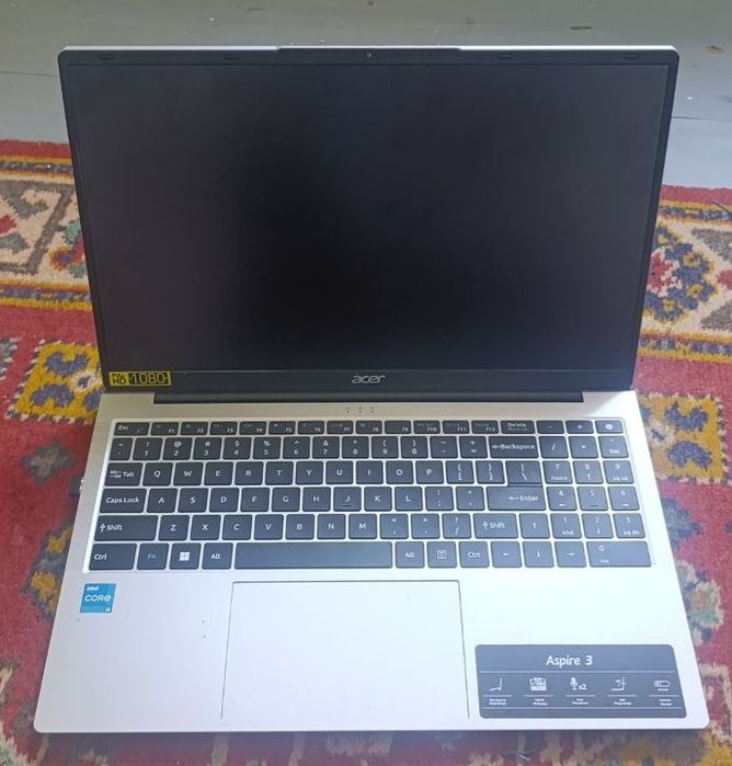 Перечисления есть ноутбук Noutbuk Acer aspire 3