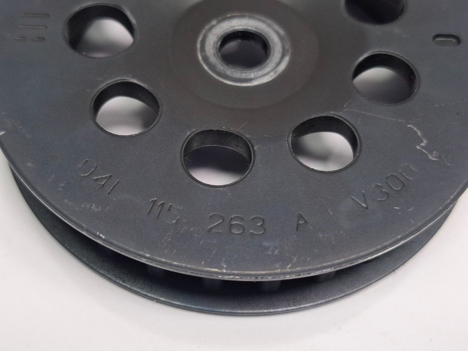 Pinion pompa de ulei SKODA OCTAVIA Combi 5E5 2012 - >2.0 TDI CKFC, CRM