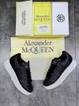 Adidasi dama McQueen
