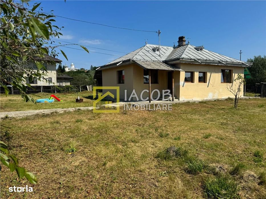 Casa parter (caramida) cu anexa (BCA) pe un teren 1180 mp, sat Strugar