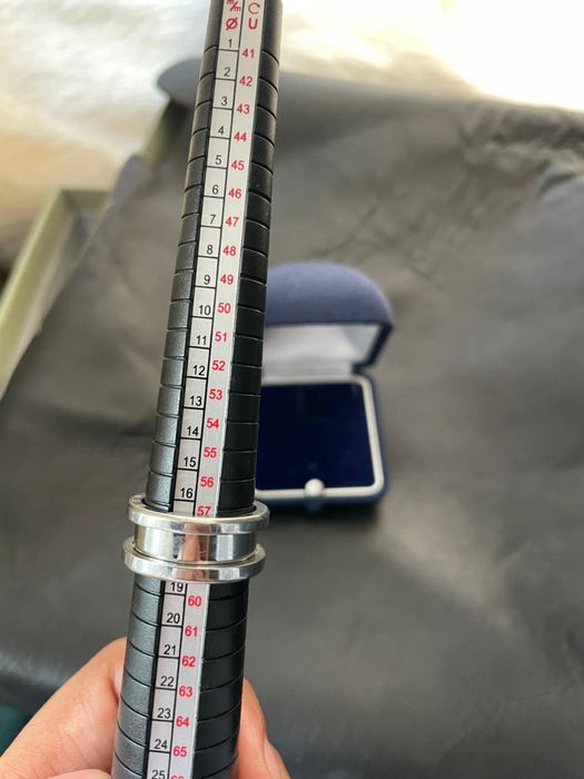 Inel/verigheta marca BERING otel inoxidabil,model deosebit