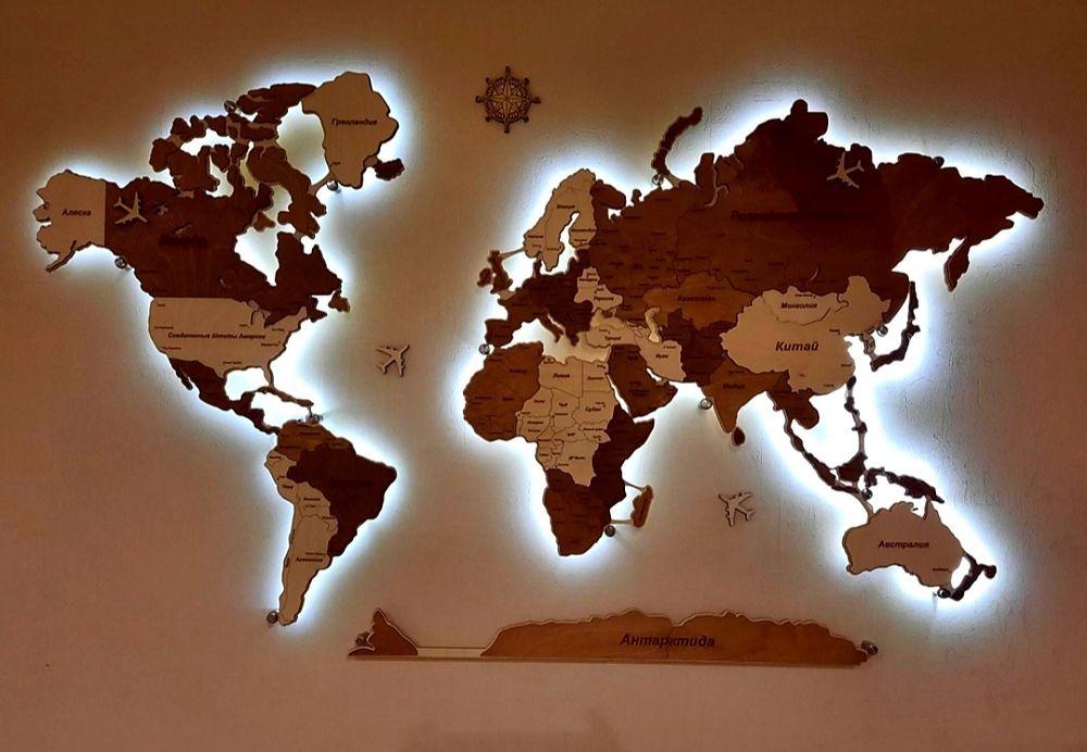 Карта мира из дерева. Настенный декор. Подарок детям