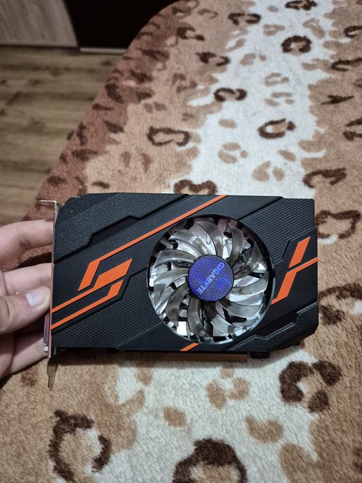 Vand Placa Nvidia Gt 1030 2 gb