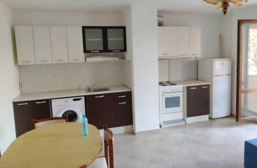 Дава се под наем Двустаен апартамент в София, Надежда 2 - 65 кв.м за 440 € - Снимка #2