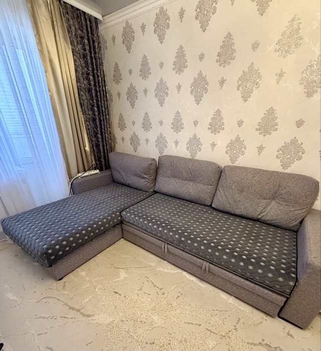 Продам угловой диван в отличном состоянии