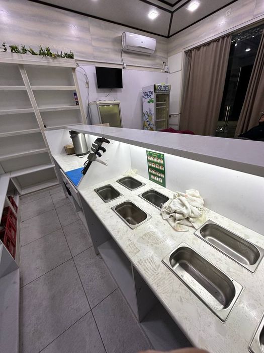 Izgra  (mangal) katlet, kalbasa, sasiska va  tuxum qo’vuradi. 

1