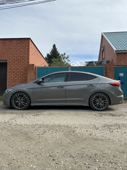 Hyundai Elantra Sport