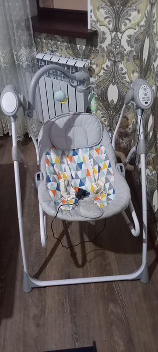 Электрокачеля-шезлонг Maribel