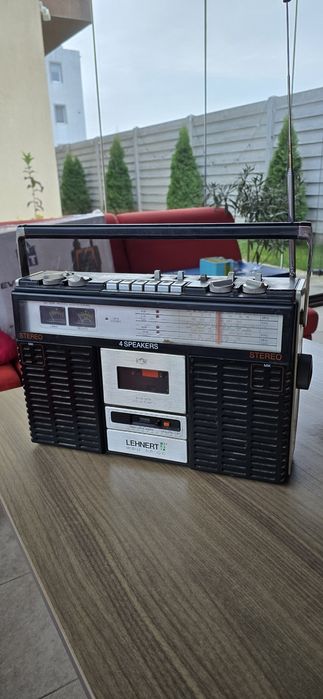 Radio casetofon Lehnert SCR-3030 pentru restaurare