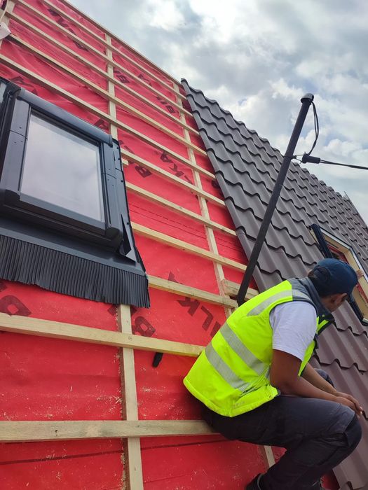 Reparati acoperișuri de urgenta