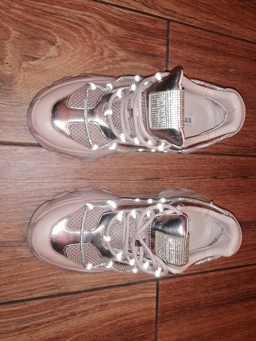 Vând adidași, nr 39 Dama