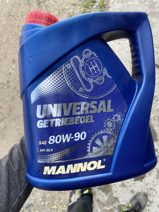 Масло трансмисионое новое оригинал запечатанное