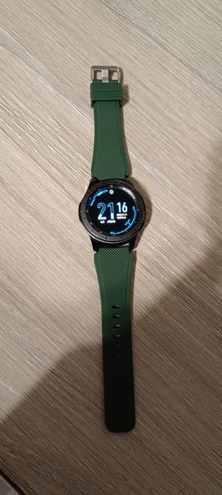 Vând ceas Samsung Gear S3 Frontier