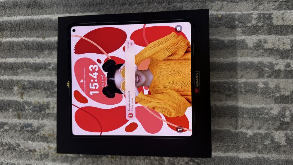 Huawei Mate X6 Почти новый