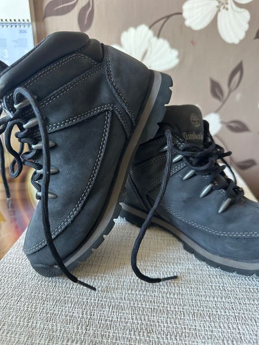 Боти за момче Timberland 33ти номер, 19 см стелка