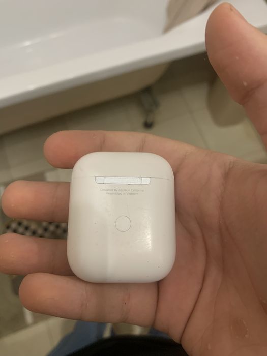 Airpods 2 fara cutie negociabil