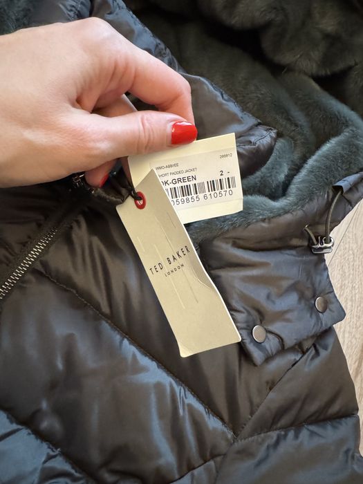 Geaca Ted Baker NOUA cu eticheta marimea 2