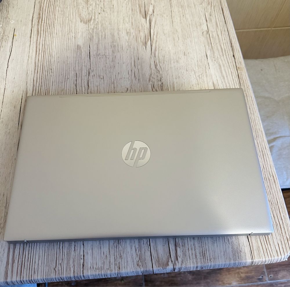 Laptop hp pavilion 15eh1001sl