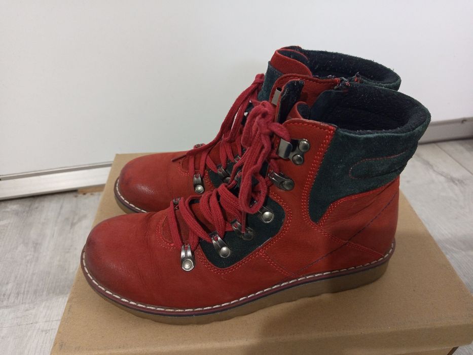 Зимни боти от естествена кожа Lasocki