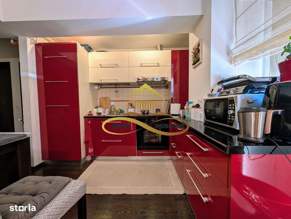 Apartament de vanzare, 4 camere, Bacau-Serbanesti