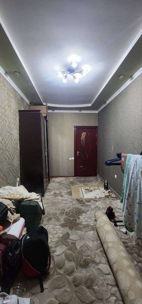 Срочно продается 2в3 комнатная квартира Юнусабад-11 ор.Мега Планет