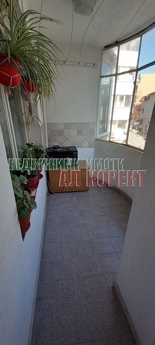Дава се под наем Тристаен апартамент в Варна, Център - 87 кв.м за 357 € - Снимка #11